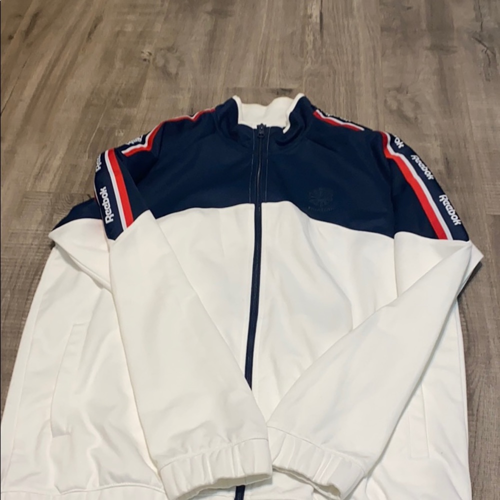 Men’s Reebok track jacket - Picture 6 of 8